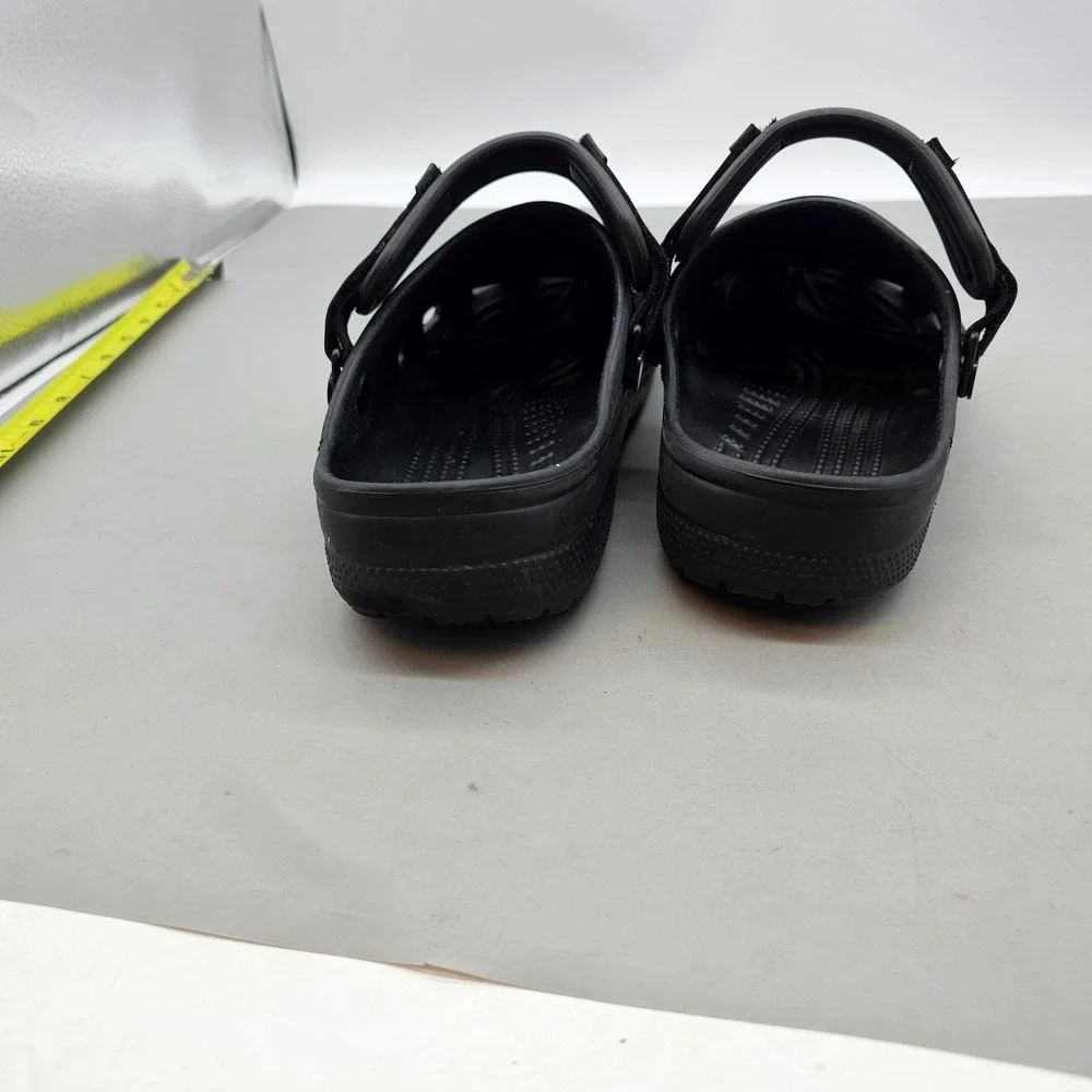 Crocs Yukon Sport Black Leather Overlay Clogs Mens Size 12 Adjustable Strap